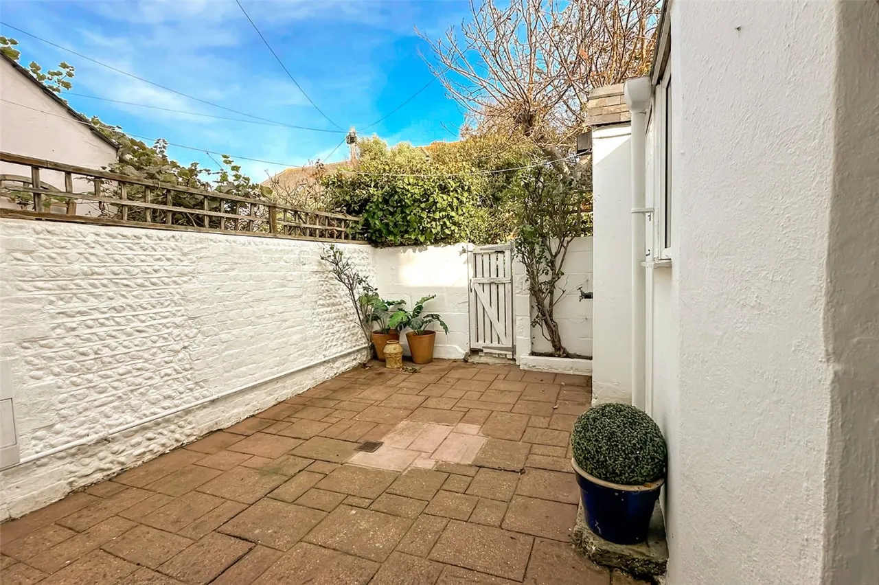 East Preston, Littlehampton, BN16, photo 11