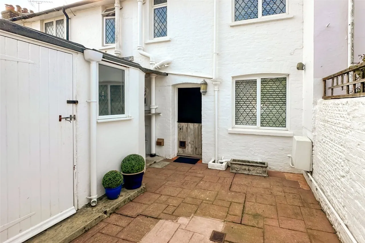 East Preston, Littlehampton, BN16, photo 15