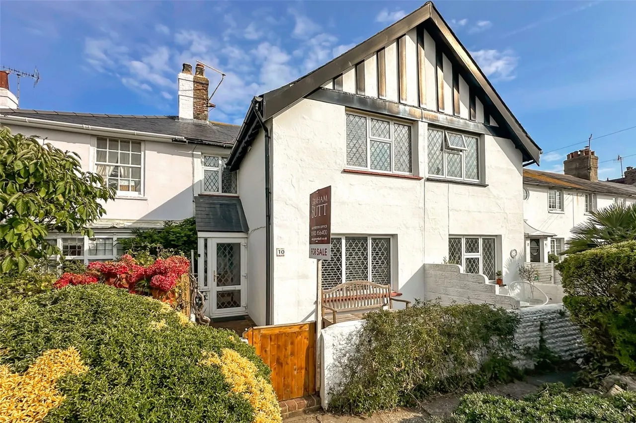 2 bed house for sale, East Preston, Littlehampton, BN16