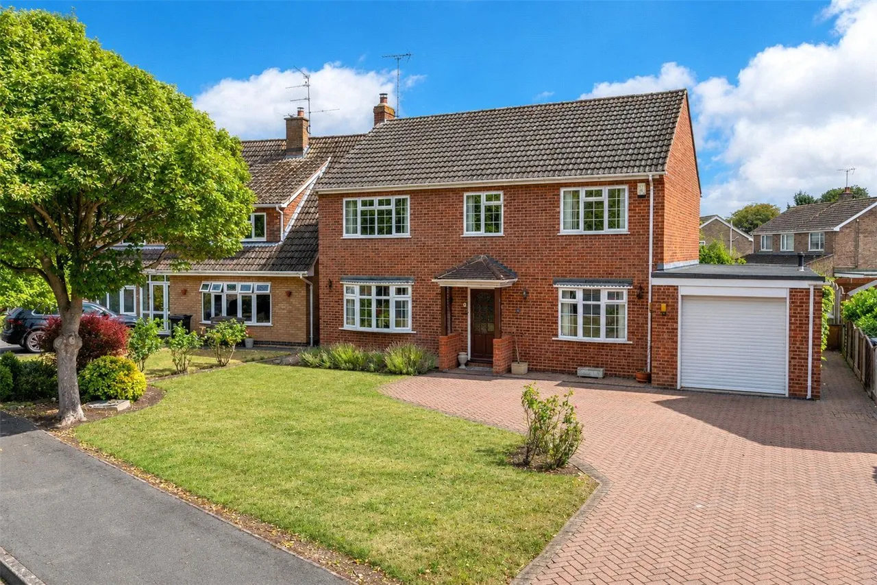 4 bed house for sale, Woodland Avenue, Bourne, PE10