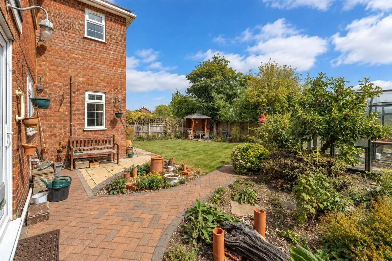 Woodland Avenue, Bourne, PE10, photo 13