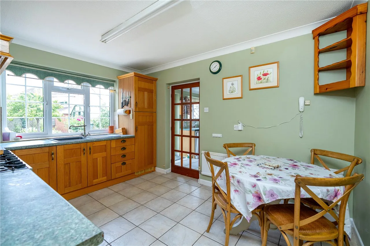 Woodland Avenue, Bourne, PE10, photo 5