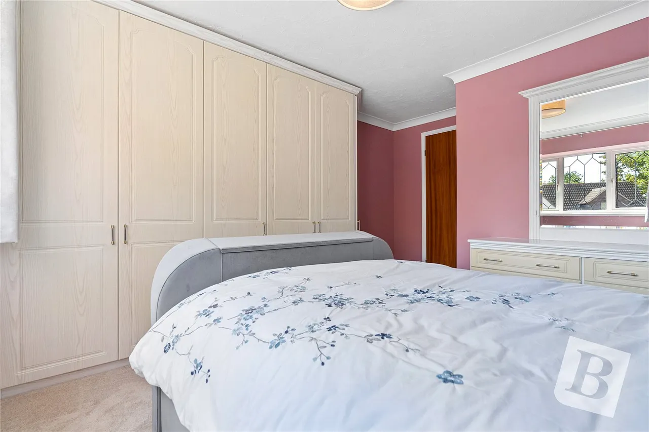Brookdale Close, Upminster, RM14, photo 13