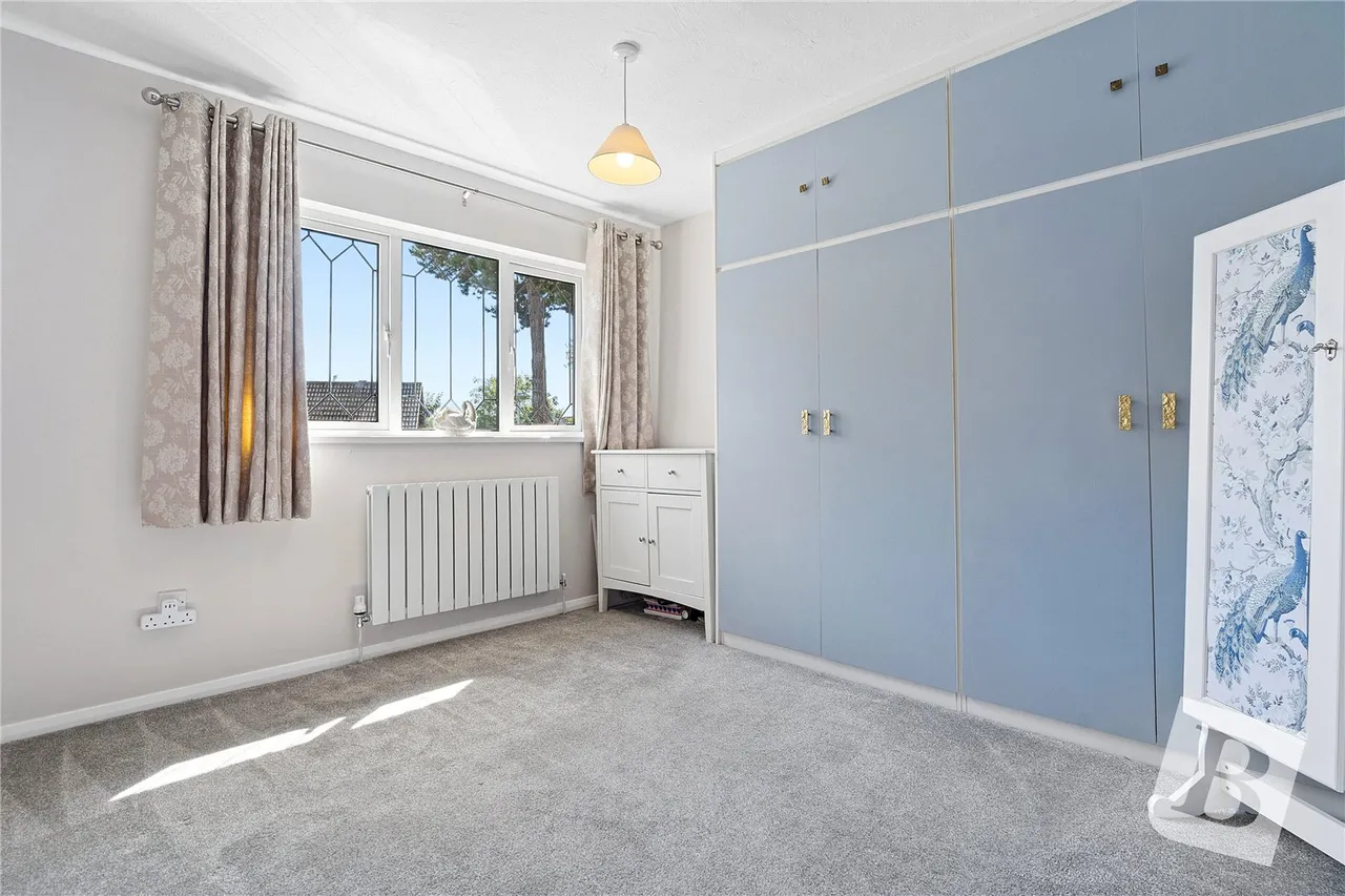 Brookdale Close, Upminster, RM14, photo 14