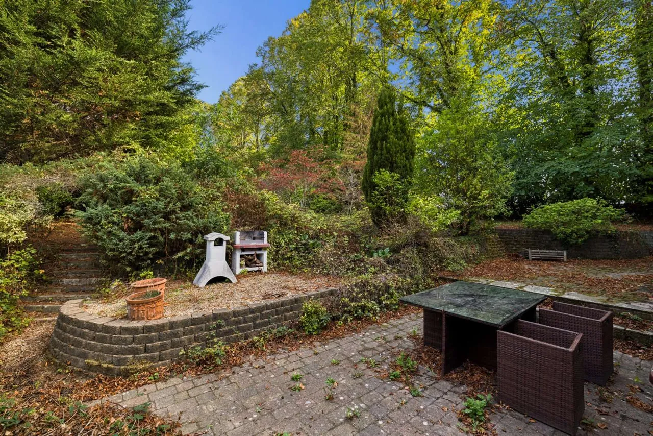 Orchard Hill, Windlesham, GU20, photo 9