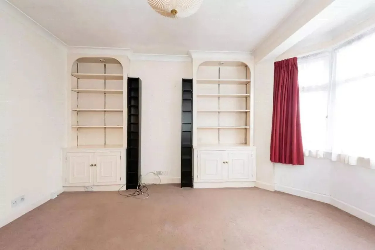 Bridgewater Road, Wembley, HA0, photo 3