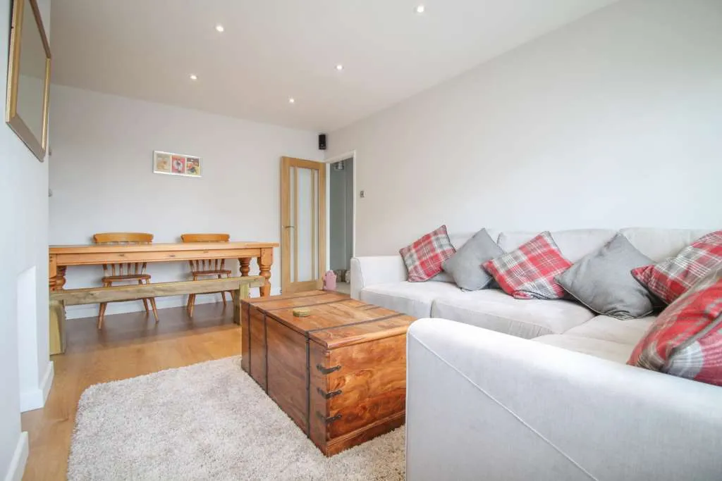 Brambles Close, Isleworth, TW7 5BX, photo 6