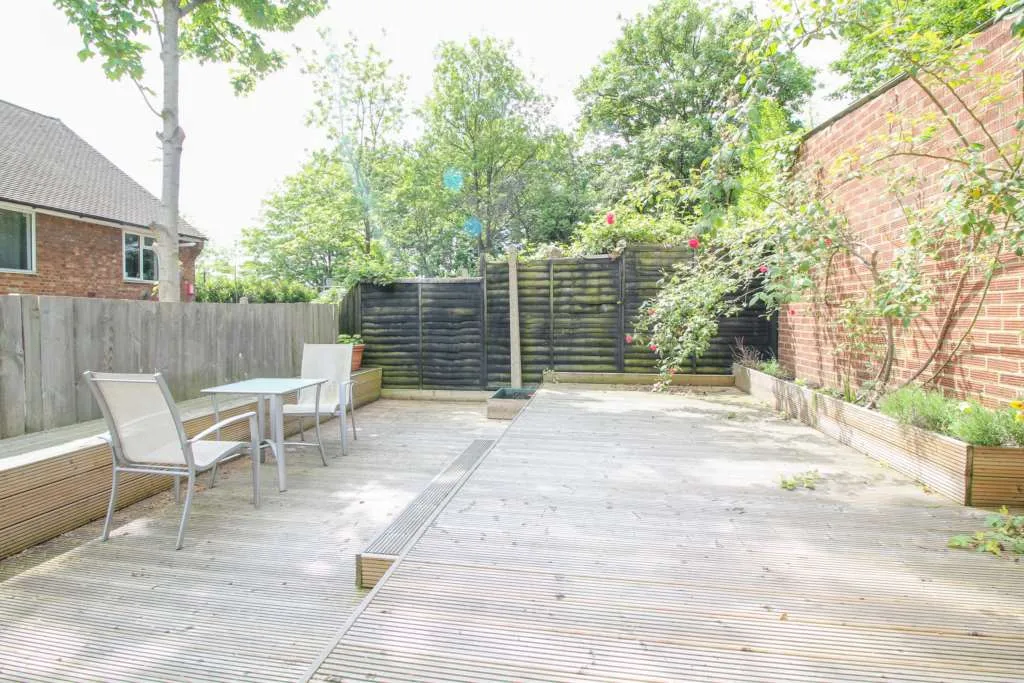Brambles Close, Isleworth, TW7 5BX, photo 3