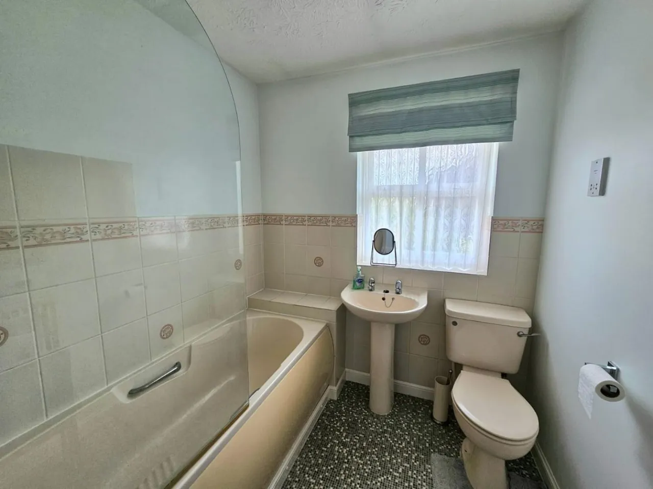 Longs View, Charfield, GL12, photo 19