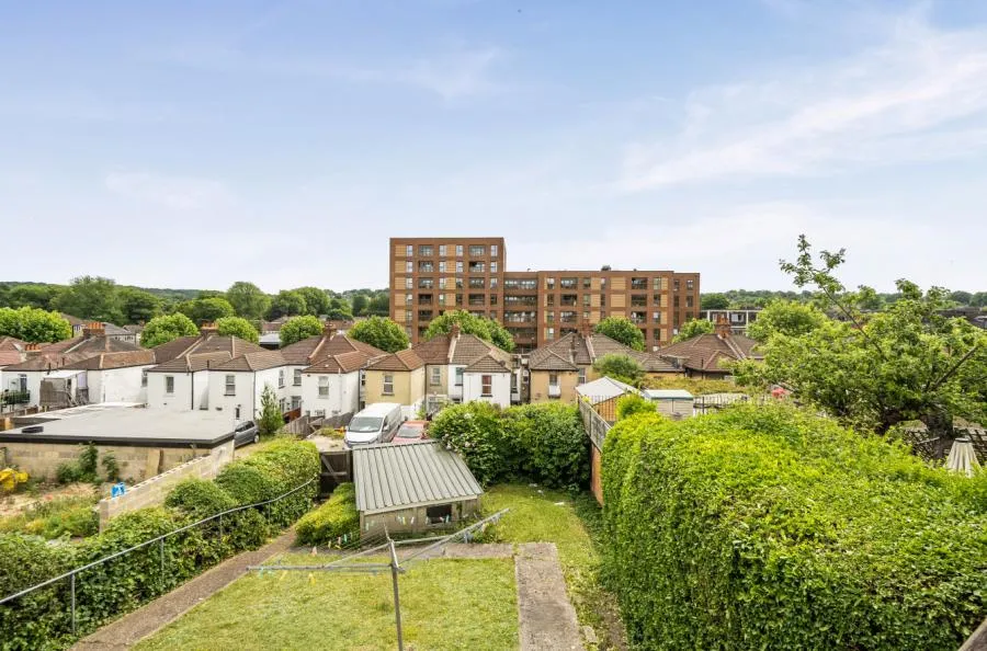 Kingsdown Avenue, South Croydon, CR2, photo 13
