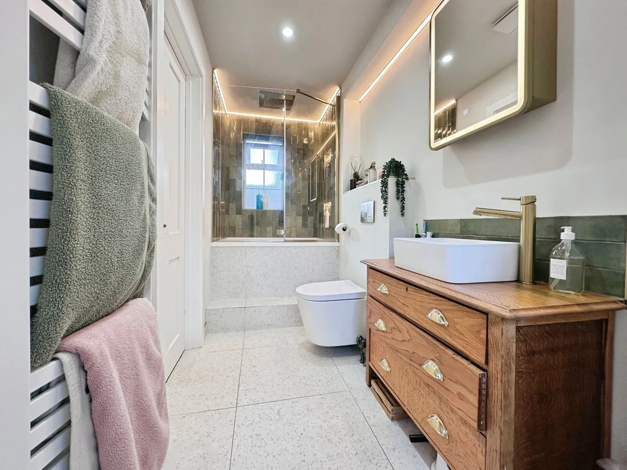 Farnham Road, Fleet, GU51, photo 5