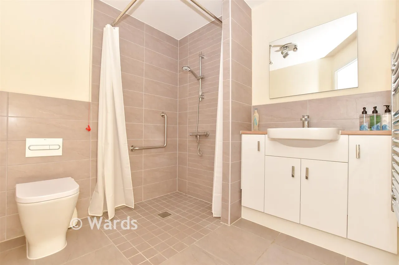 Charlton Green, Dover, CT16, photo 10