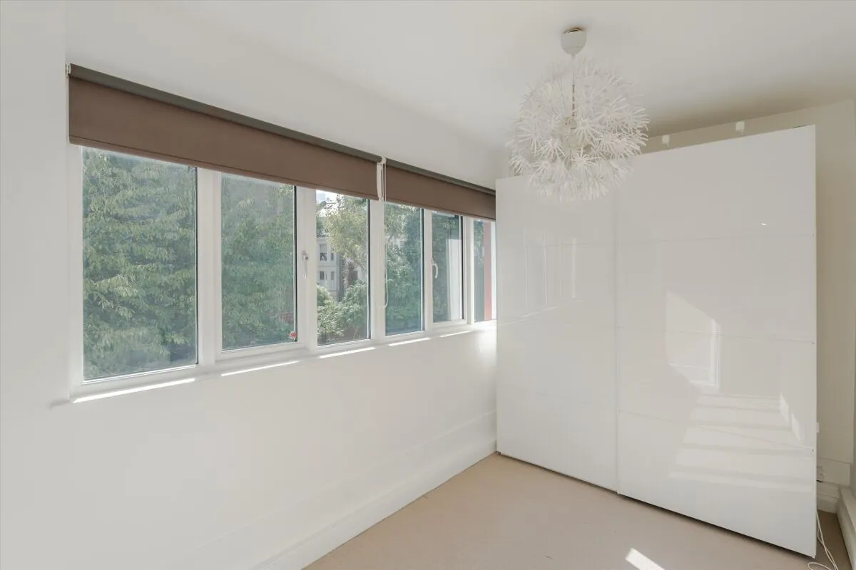 Sutherland Avenue, London, W9, photo 11