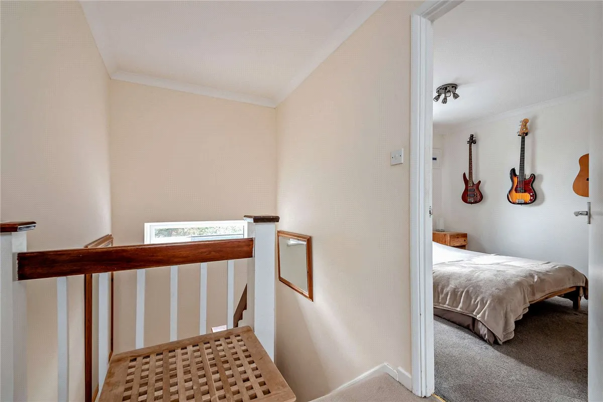 Falcon House Gardens, Woolton Hill, RG20, photo 15