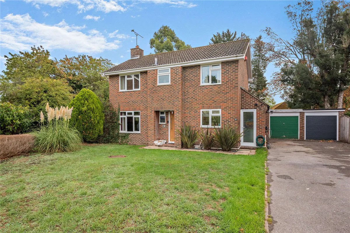 4 bed house for sale, Falcon House Gardens, Woolton Hill, RG20