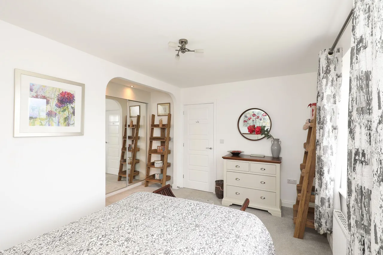 Damselfly Drive, Holmewood, S42, photo 18