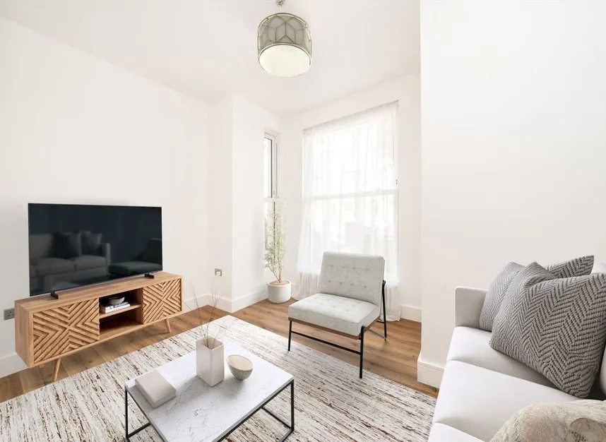 Marlborough Road, Archway, N19, photo 3