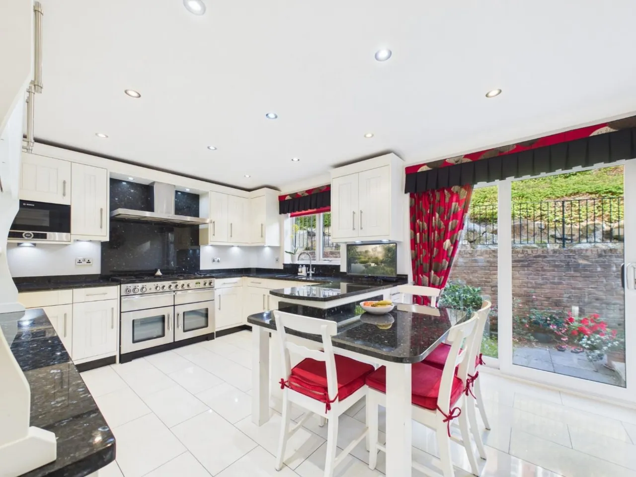 Stonegate, Bingley, BD16, photo 5