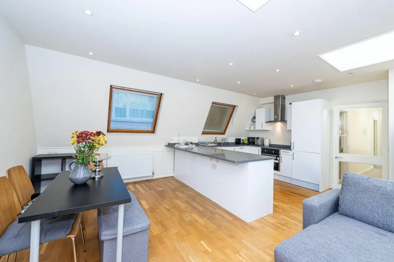 Kilburn Place, Kilburn, NW6, photo 4