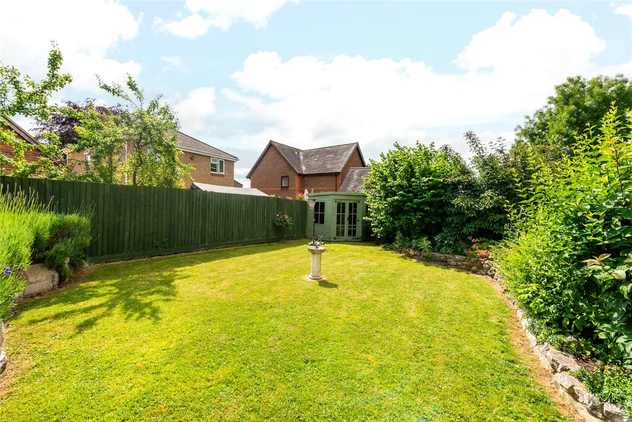 Lower Street, Quainton, HP22, photo 14