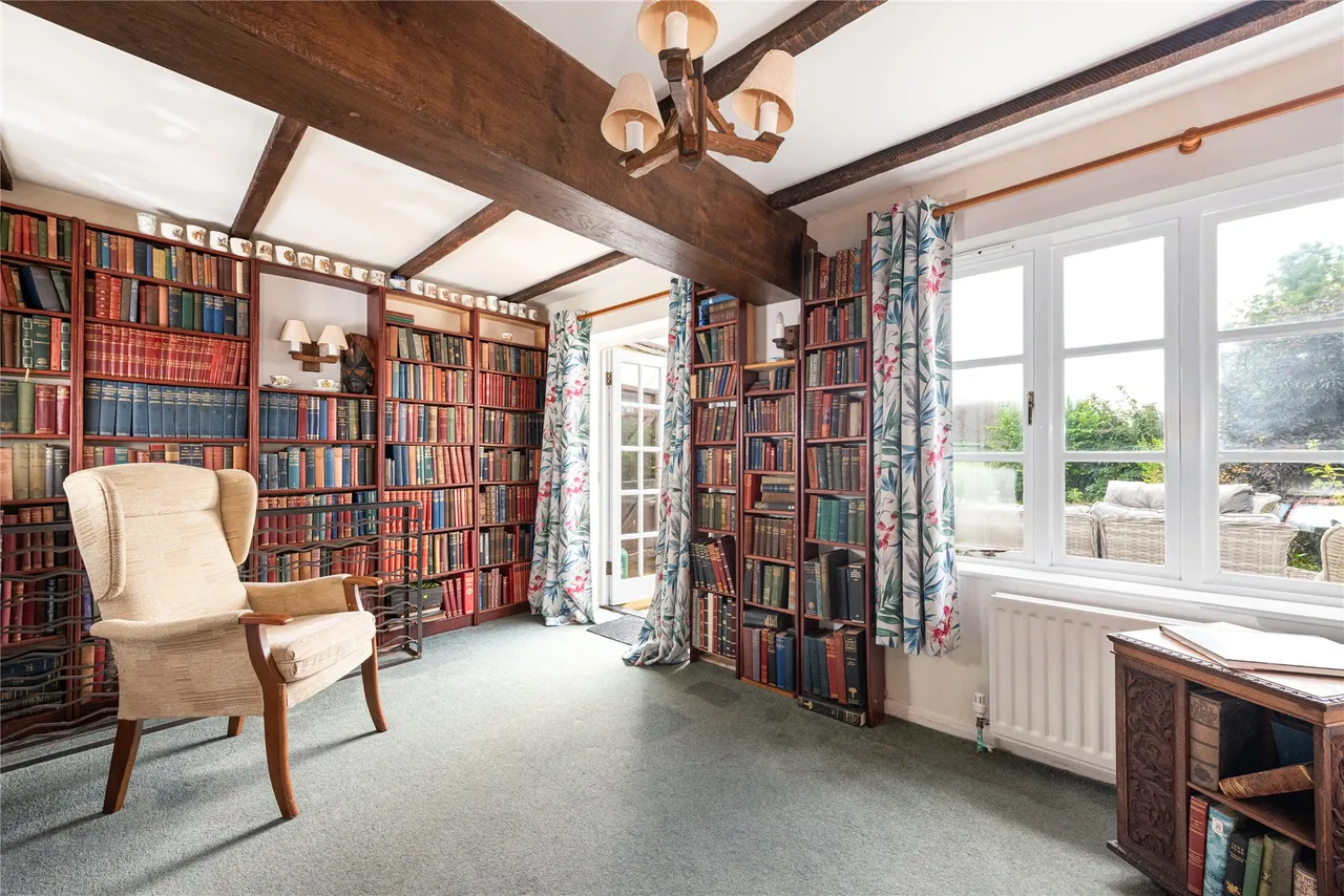 Lower Street, Quainton, HP22, photo 9