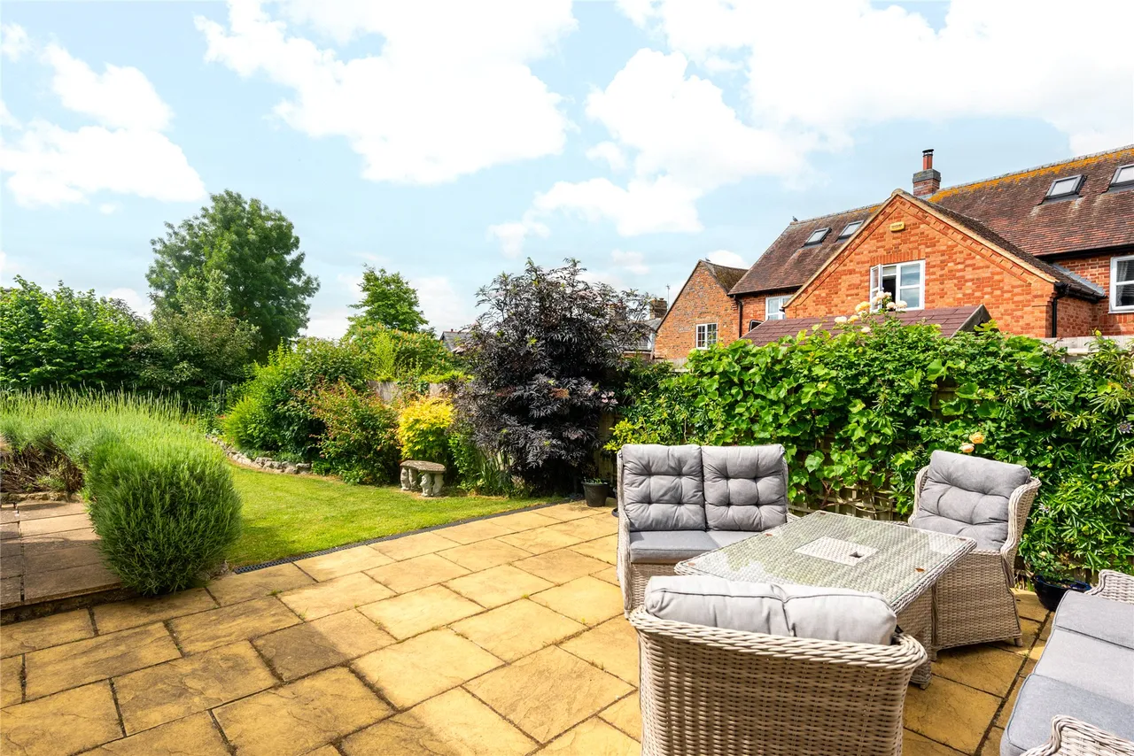 Lower Street, Quainton, HP22, photo 11