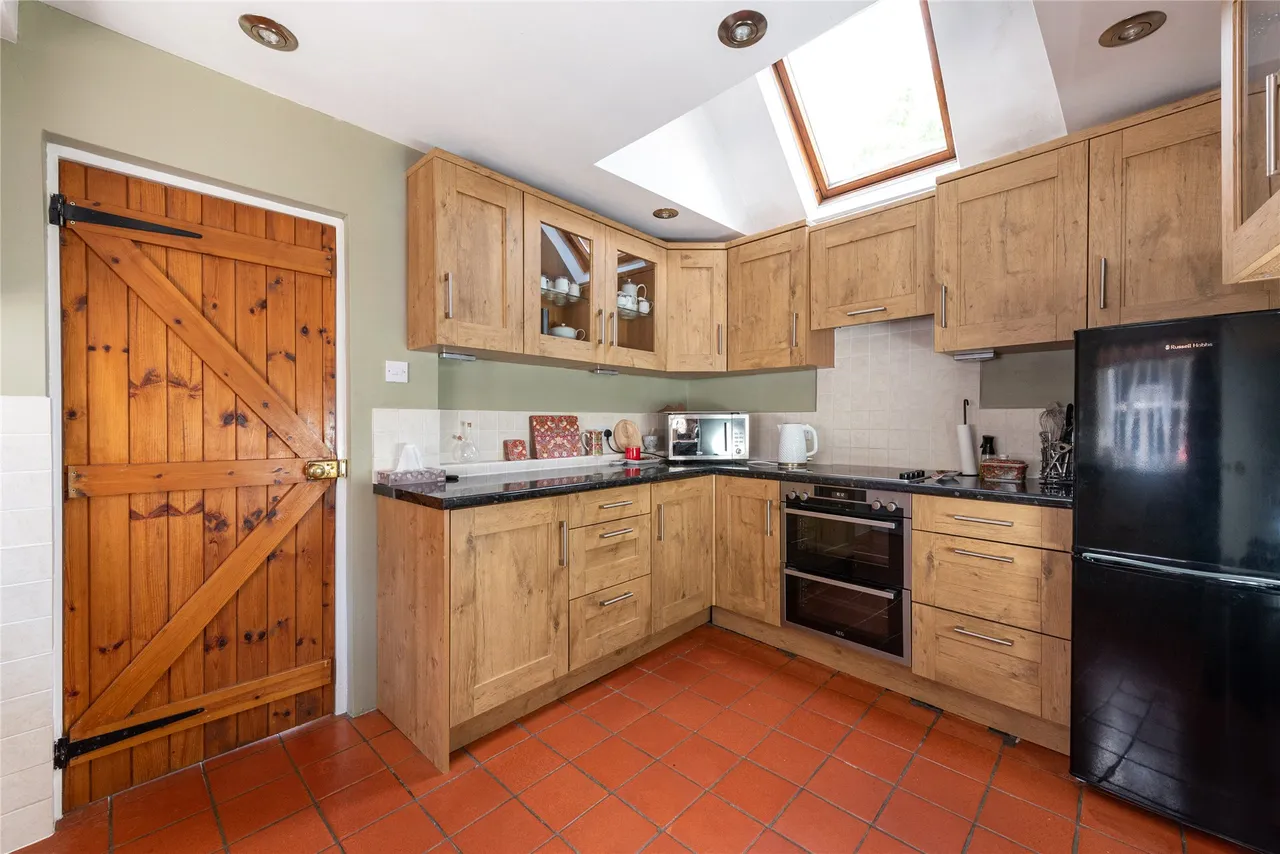 Lower Street, Quainton, HP22, photo 24