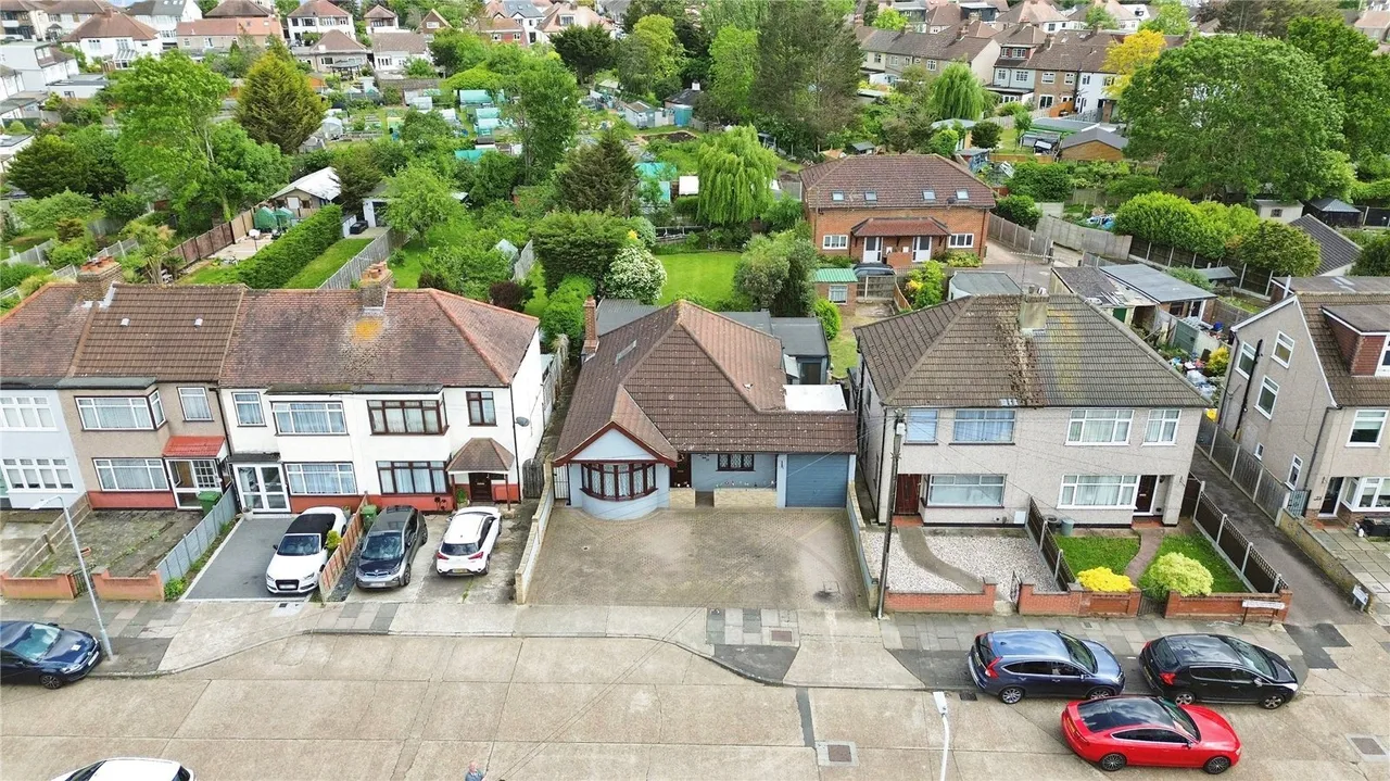 Ferndale Road, Romford, RM5, photo 25