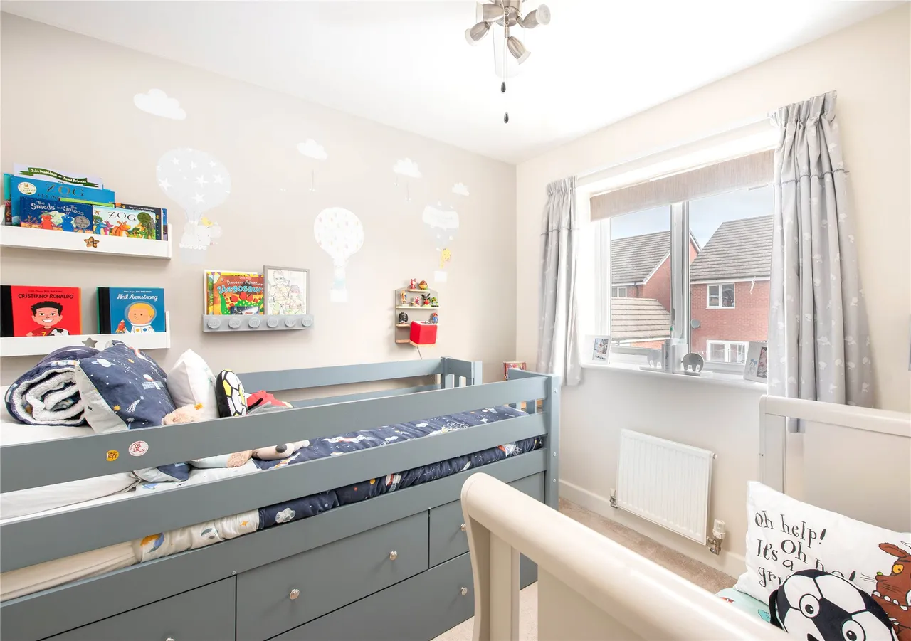 Blake Close, Towcester, NN12, photo 5