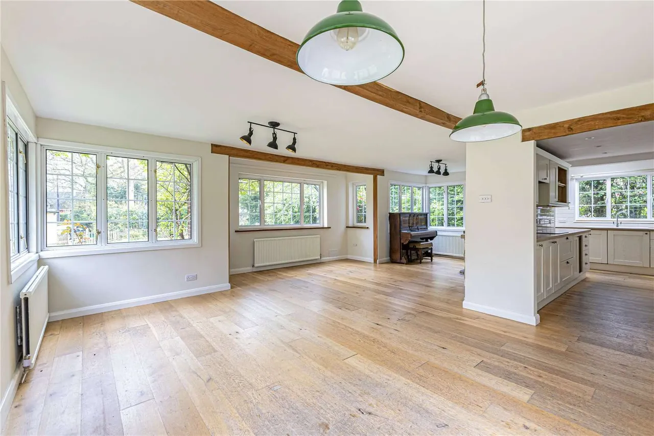 Durfold Wood, Plaistow, RH14, photo 4