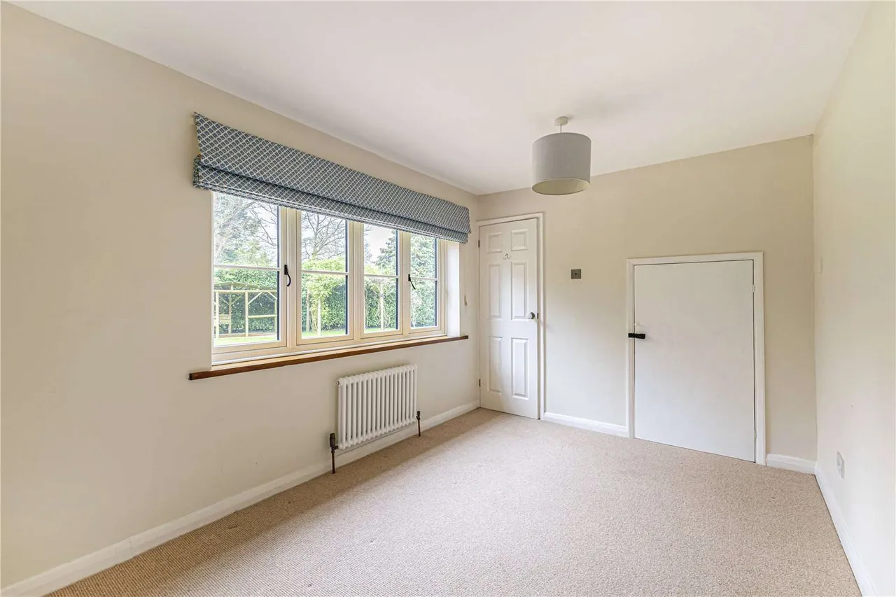 Durfold Wood, Plaistow, RH14, photo 8