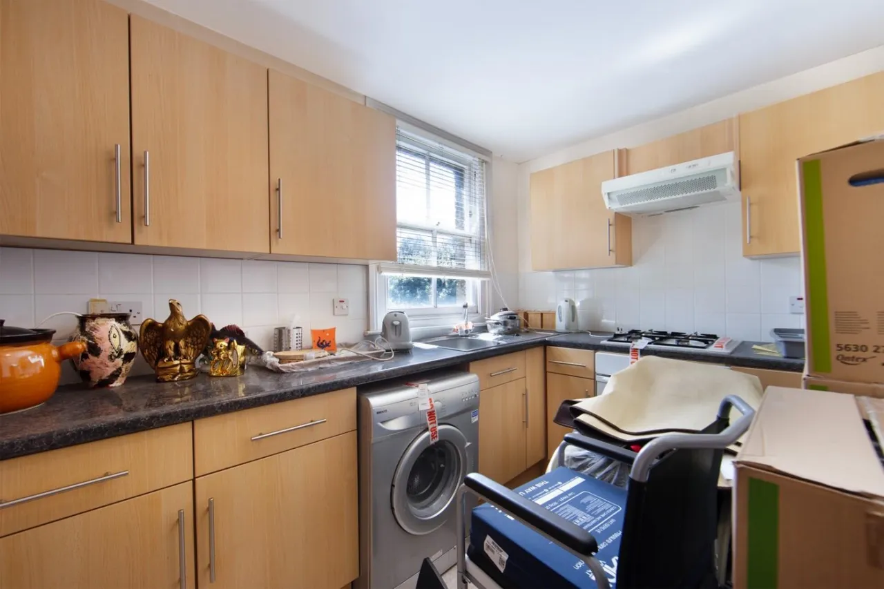 Santley Street, SW4, photo 9