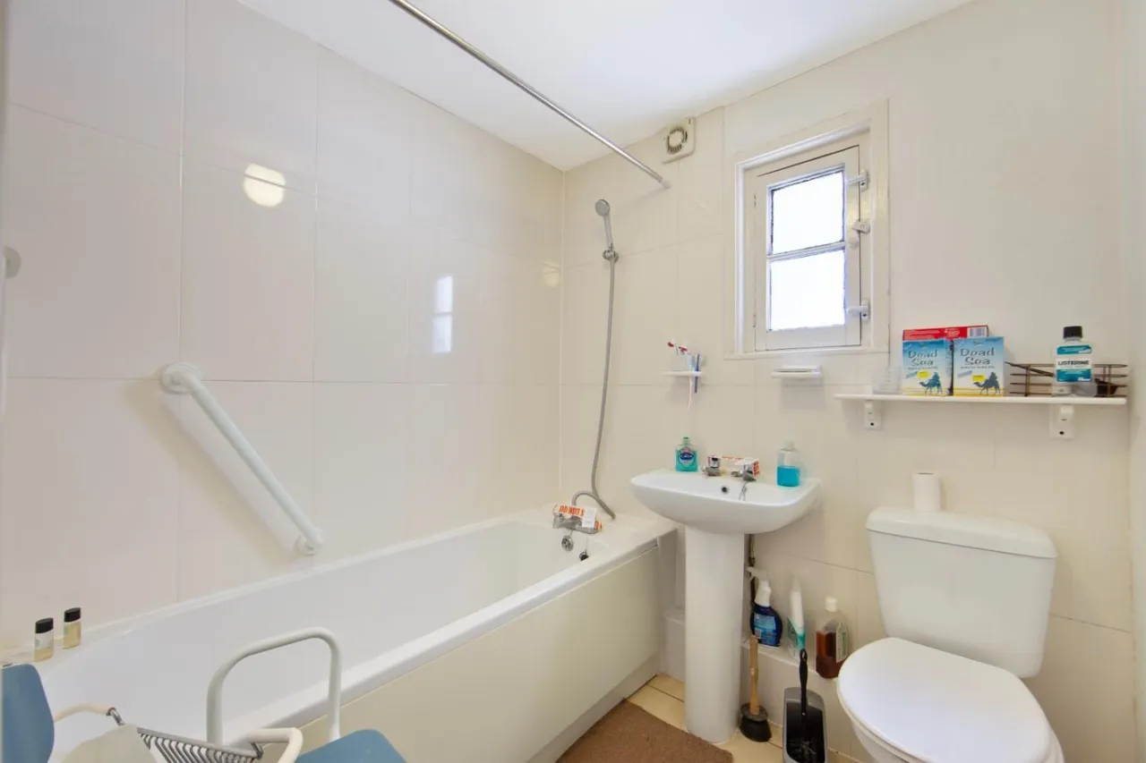 Santley Street, SW4, photo 11
