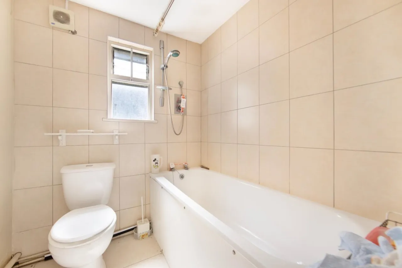 Santley Street, SW4, photo 10