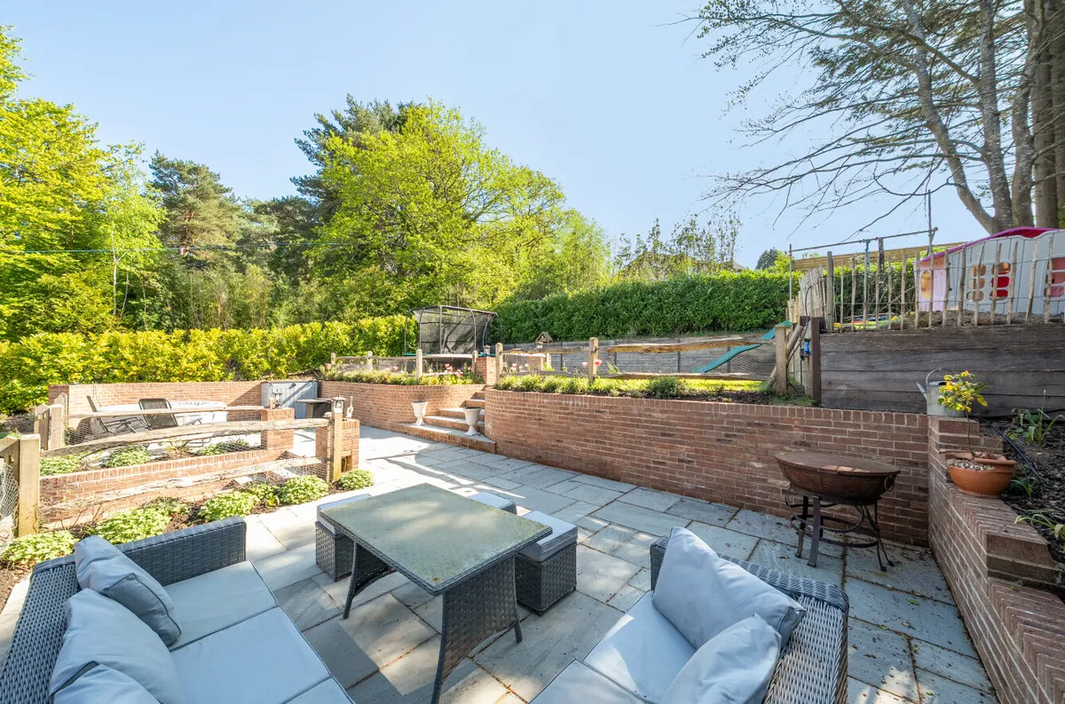 Storrington, RH20 3HY, photo 10