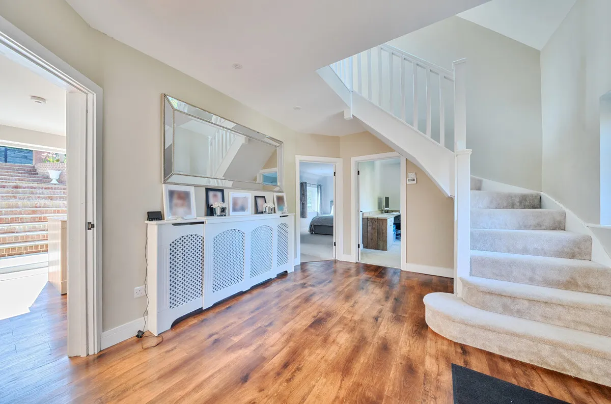 Storrington, RH20 3HY, photo 13