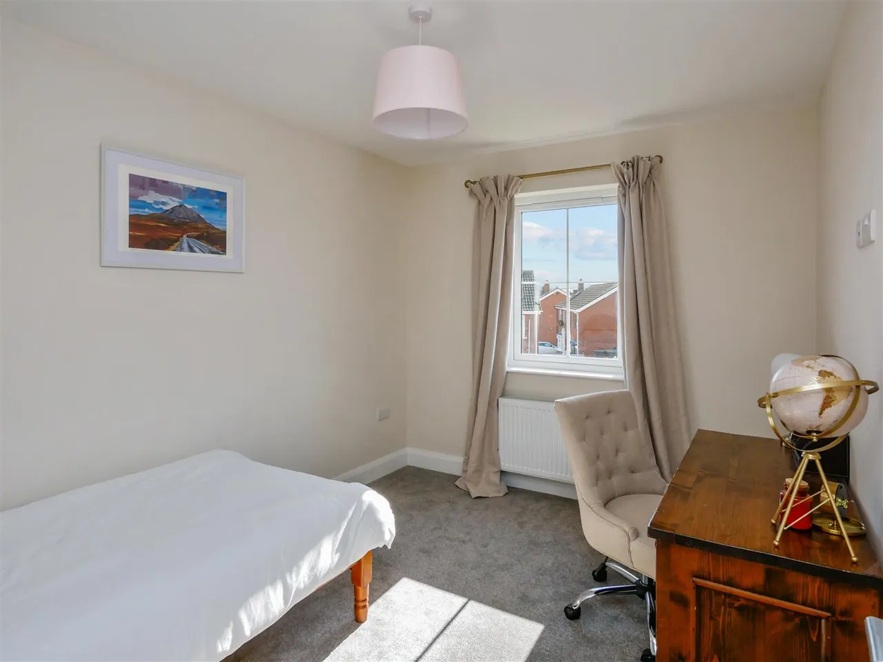 Hillsborough Road, Carryduff, BT8, photo 24