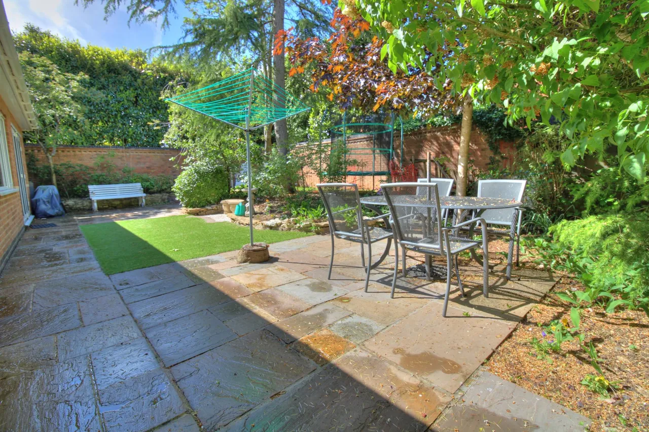 John Clare Close, Brackley, NN13, photo 36