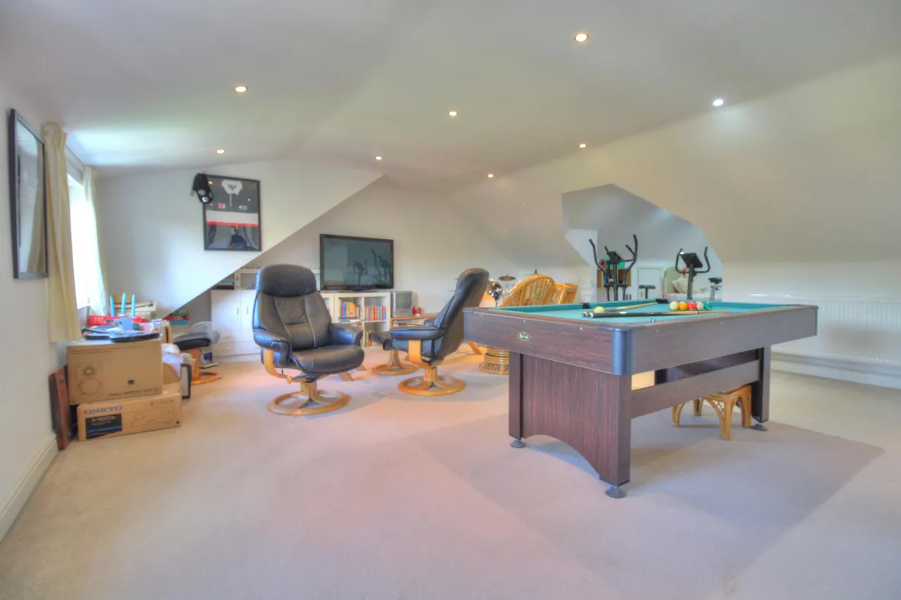 John Clare Close, Brackley, NN13, photo 30