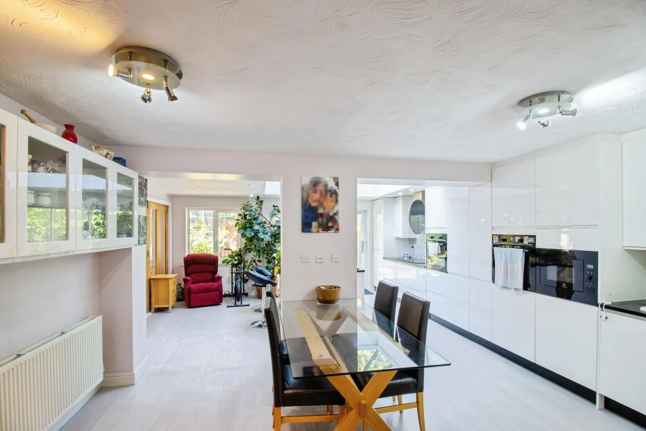 John Clare Close, Brackley, NN13, photo 3
