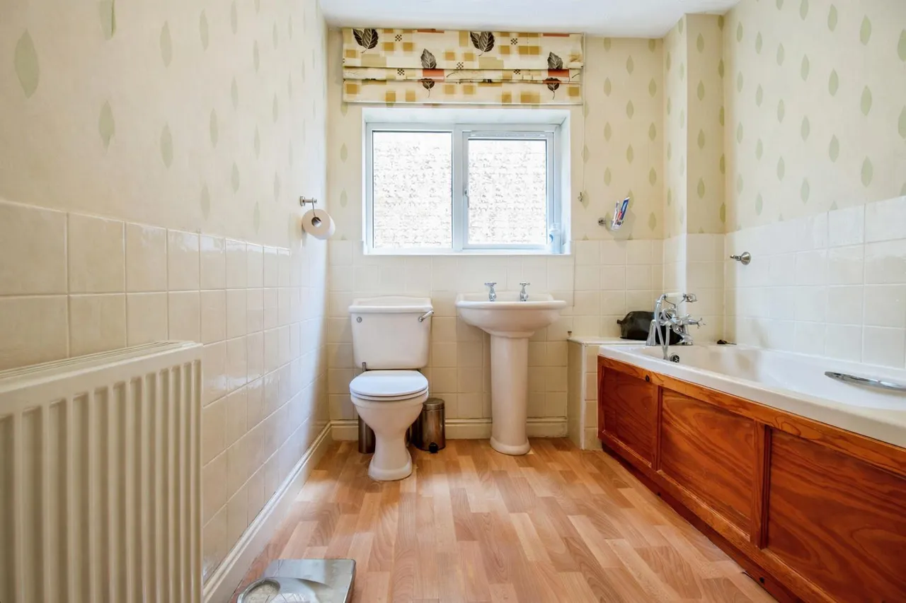 John Clare Close, Brackley, NN13, photo 25