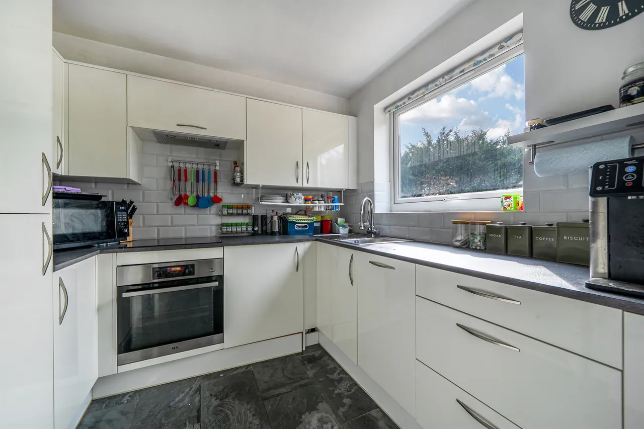 Trinity Street, Enfield, EN2, photo 4