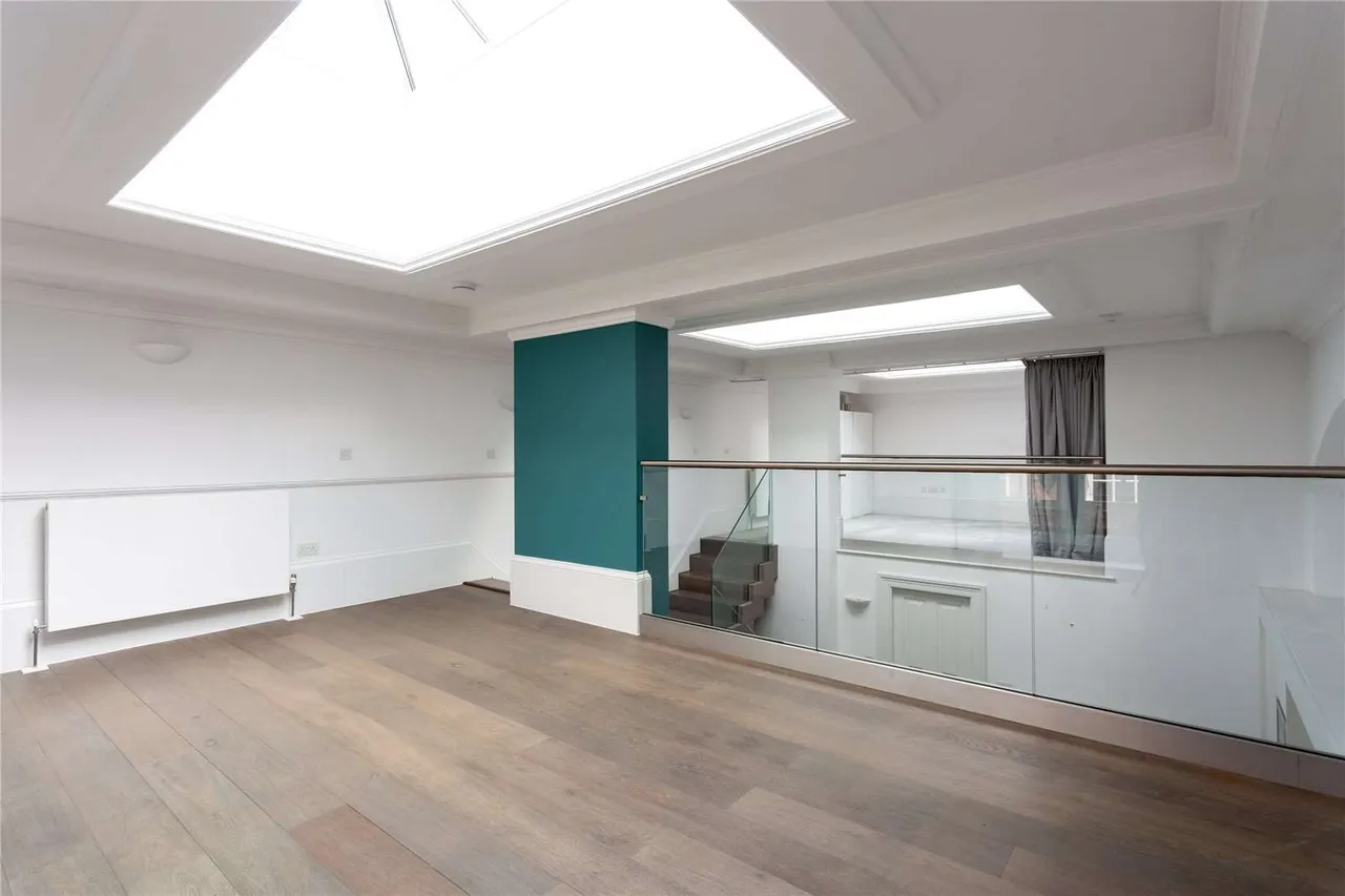 St. Leonards Mews, York, North Yorkshire, YO1 7HN, photo 11