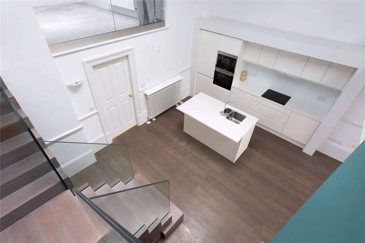St. Leonards Mews, York, North Yorkshire, YO1 7HN, photo 6