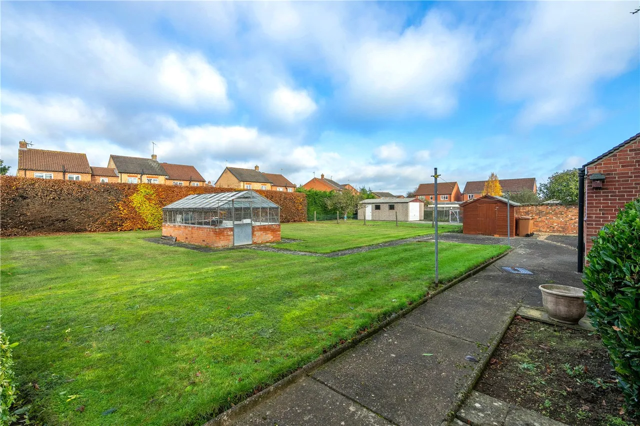 Grantham Road, Sleaford, Lincolnshire, NG34, photo 3