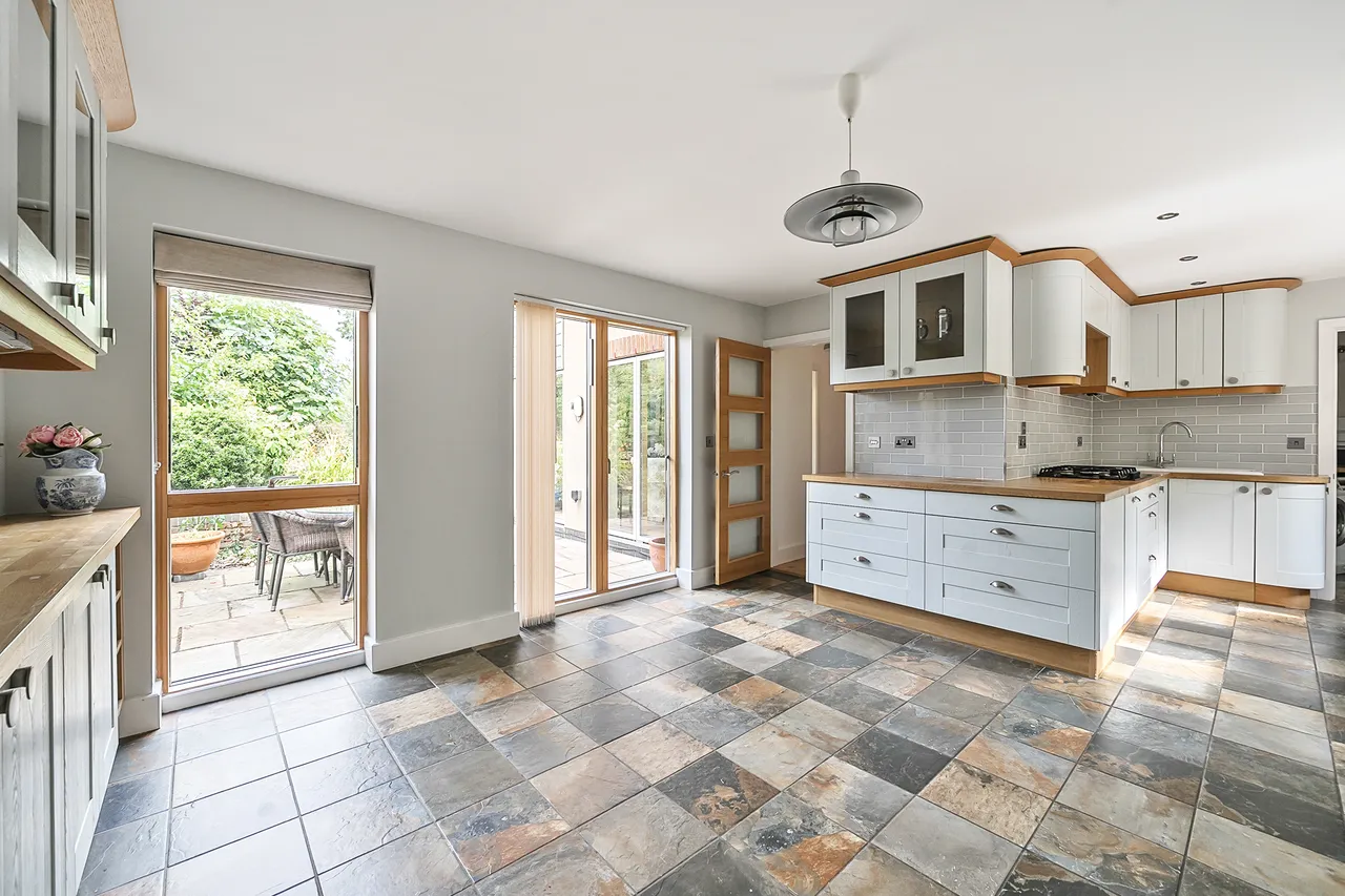 Churchfields, Twyford, SO21, photo 8
