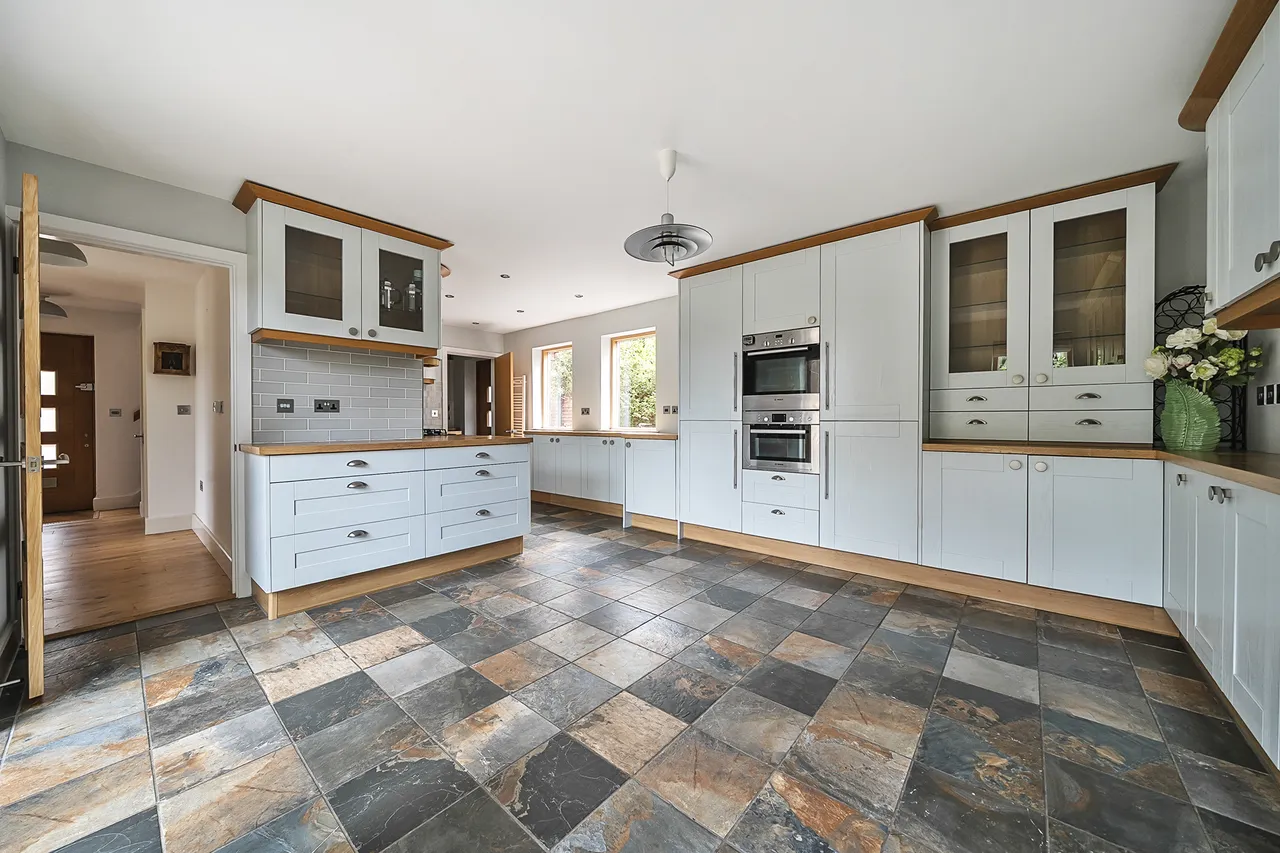Churchfields, Twyford, SO21, photo 7