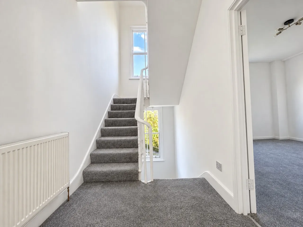 Coldharbour Lane, London, SE5, photo 6