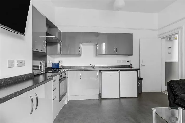 Lisson Grove, Plymouth, PL4, photo 2