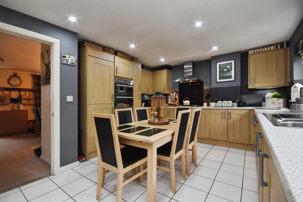 Athena Close, Southend-on-Sea, Essex, SS2, photo 20